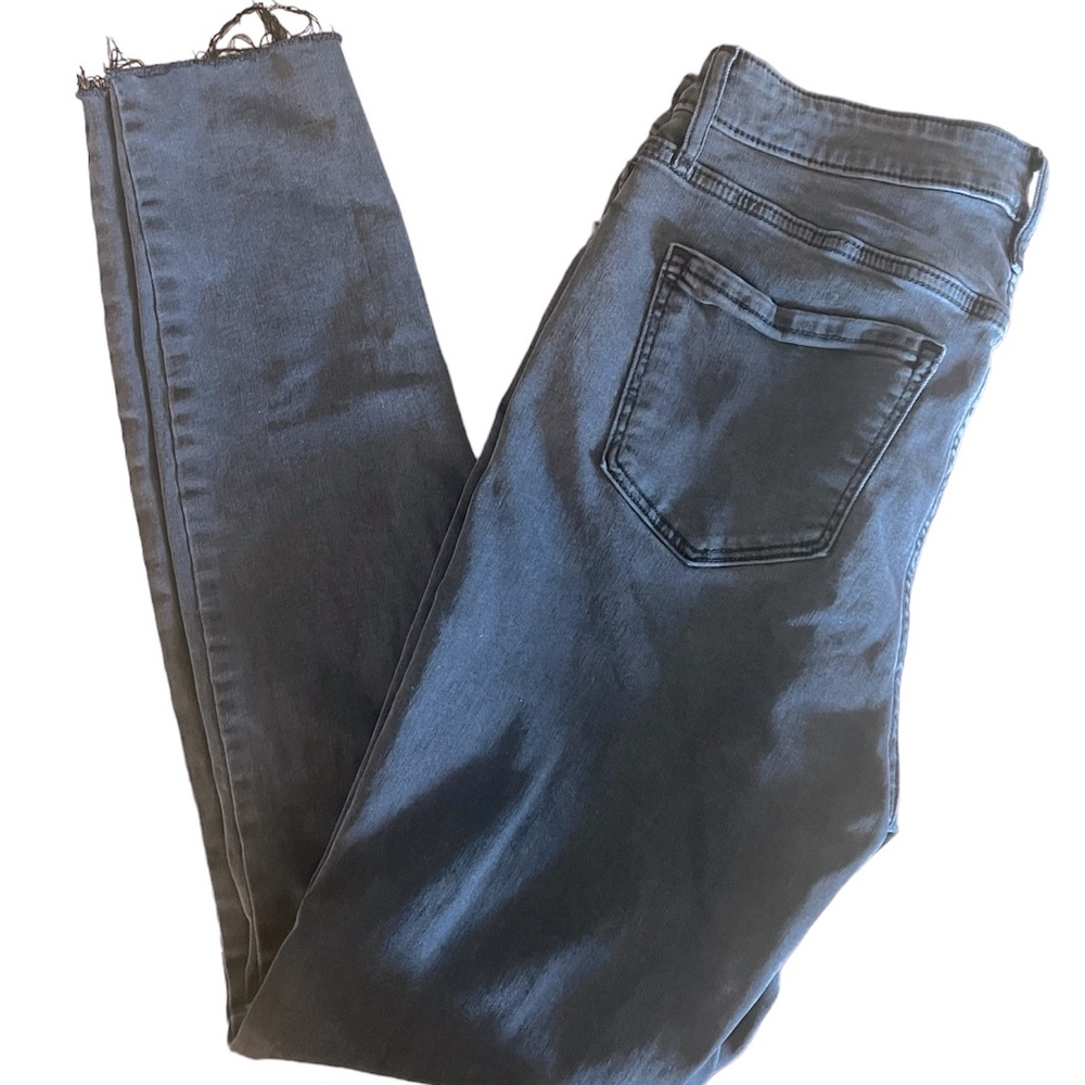 NWOT Old Navy Rockstar Super Skinny Jeans